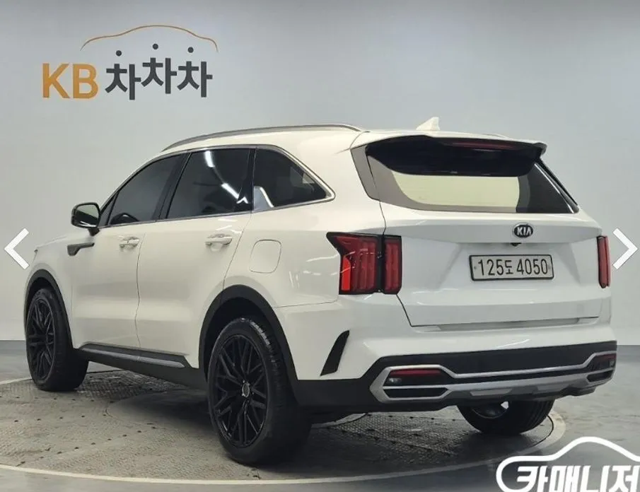 Kia Sorento — фото 3