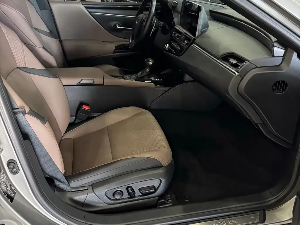 Lexus ES 2024 из CN, фото 8