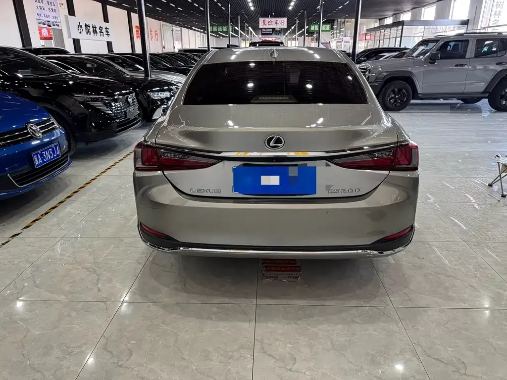 Lexus ES 2024 из CN, фото 9