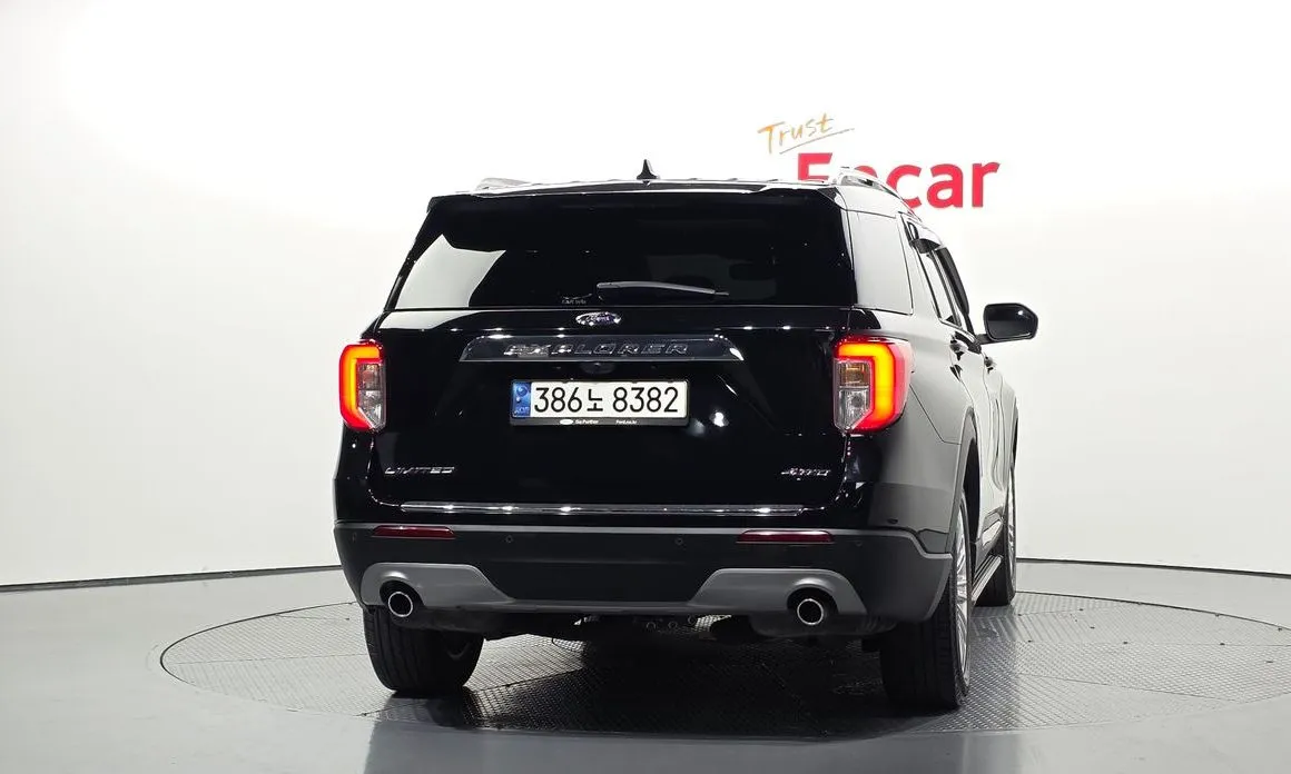 Ford Explorer 2021 из KR, фото 2