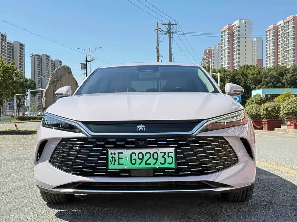 BYD Qin L — фото 1