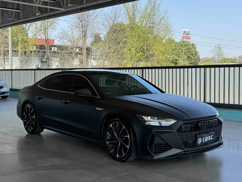 Audi A7L — фото 9