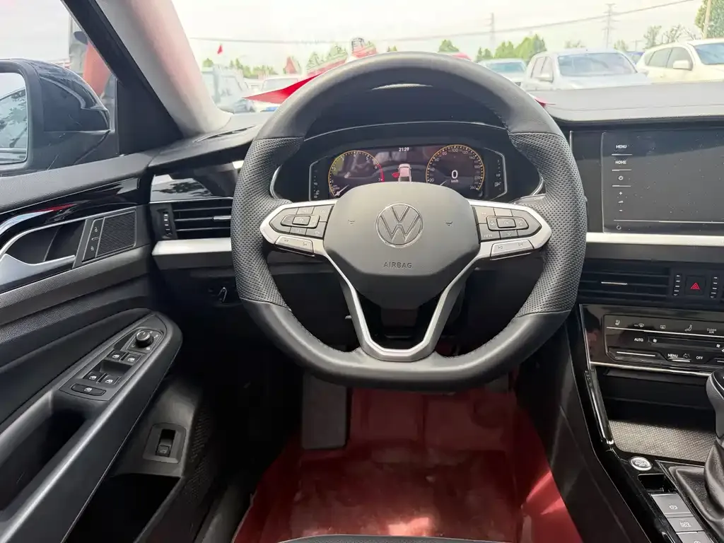 Volkswagen Passat — фото 6