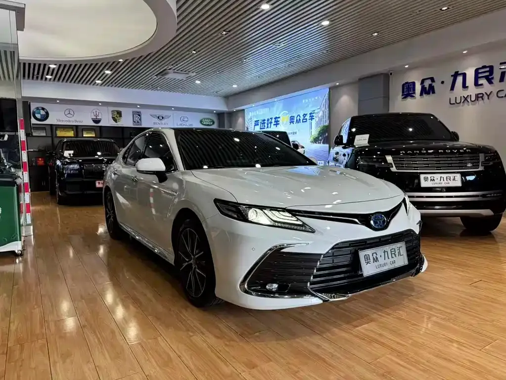 Toyota Camry 2024 из CN, фото 10