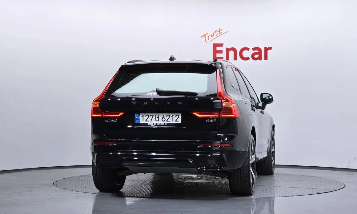 Volvo XC60 2022 из KR, фото 8