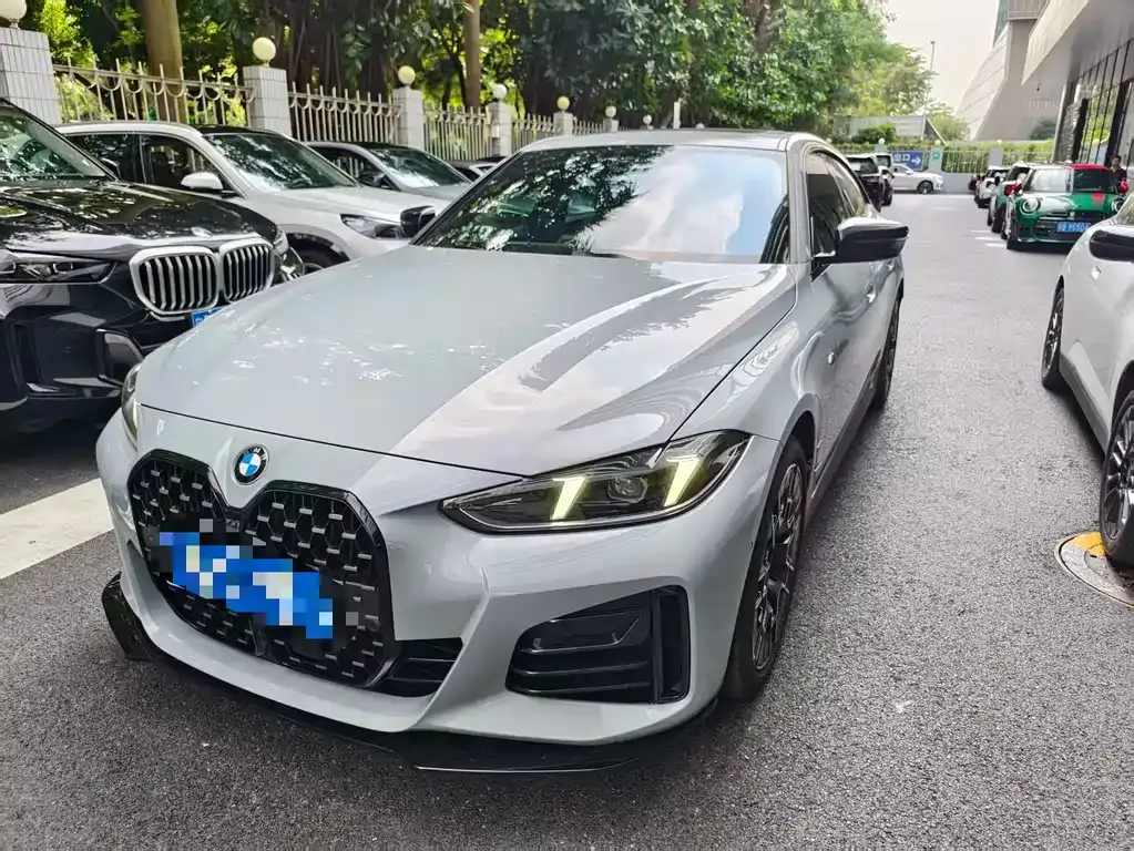 BMW 4 Series — фото 1