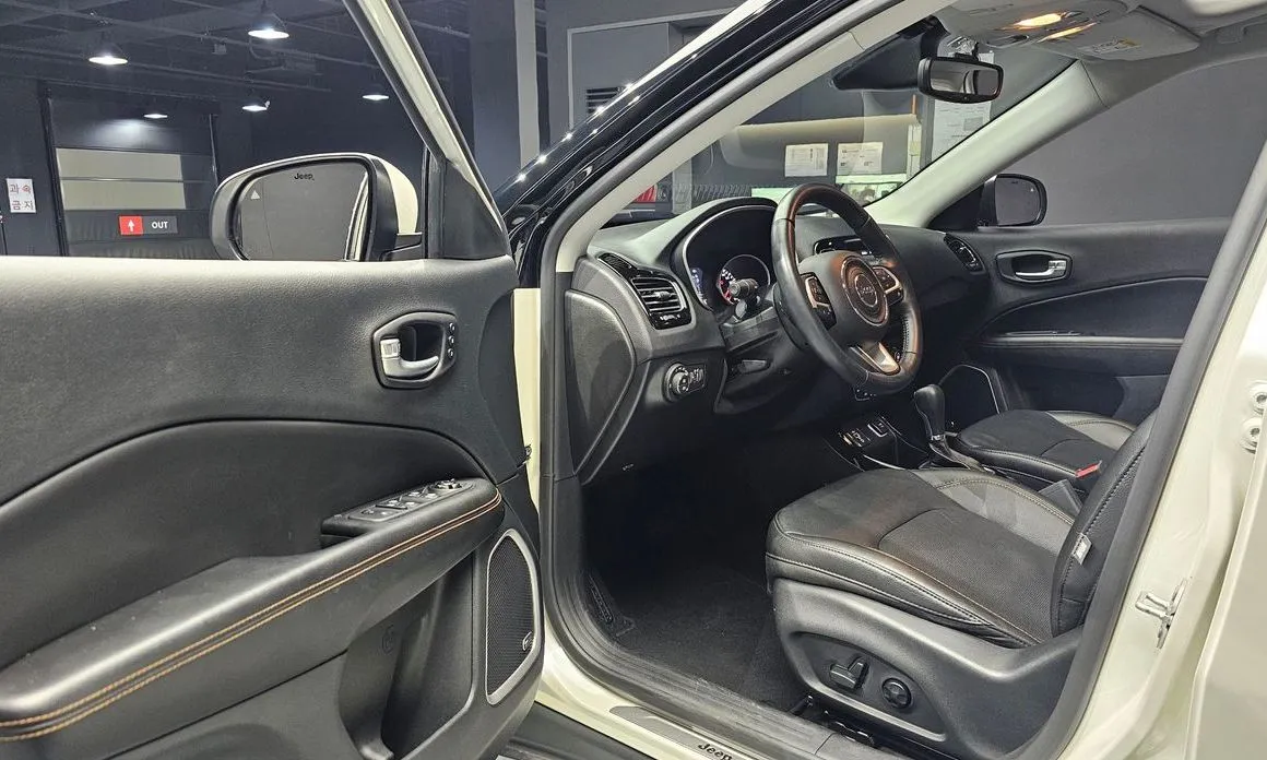 Jeep Compass 2021 из KR, фото 10