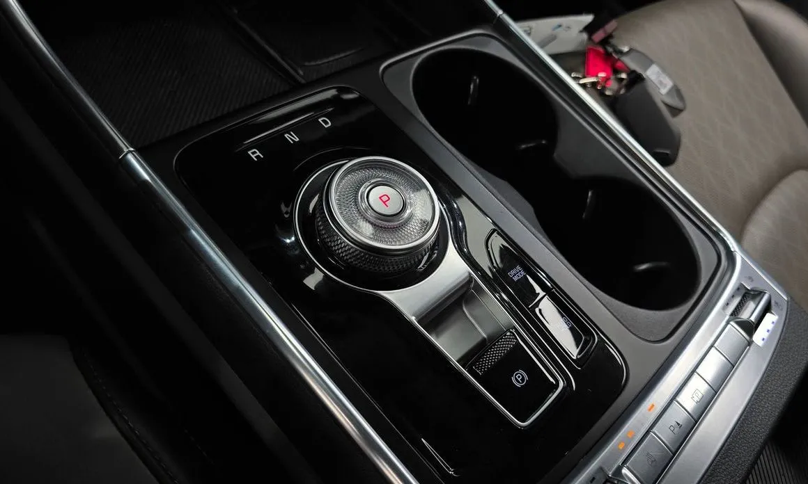 Kia Carnival 2025 из KR, фото 8