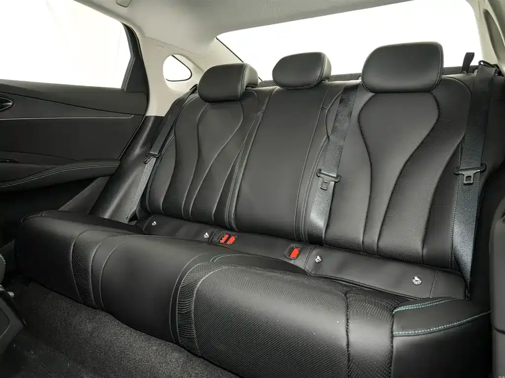 BYD Seal 06 — фото 8