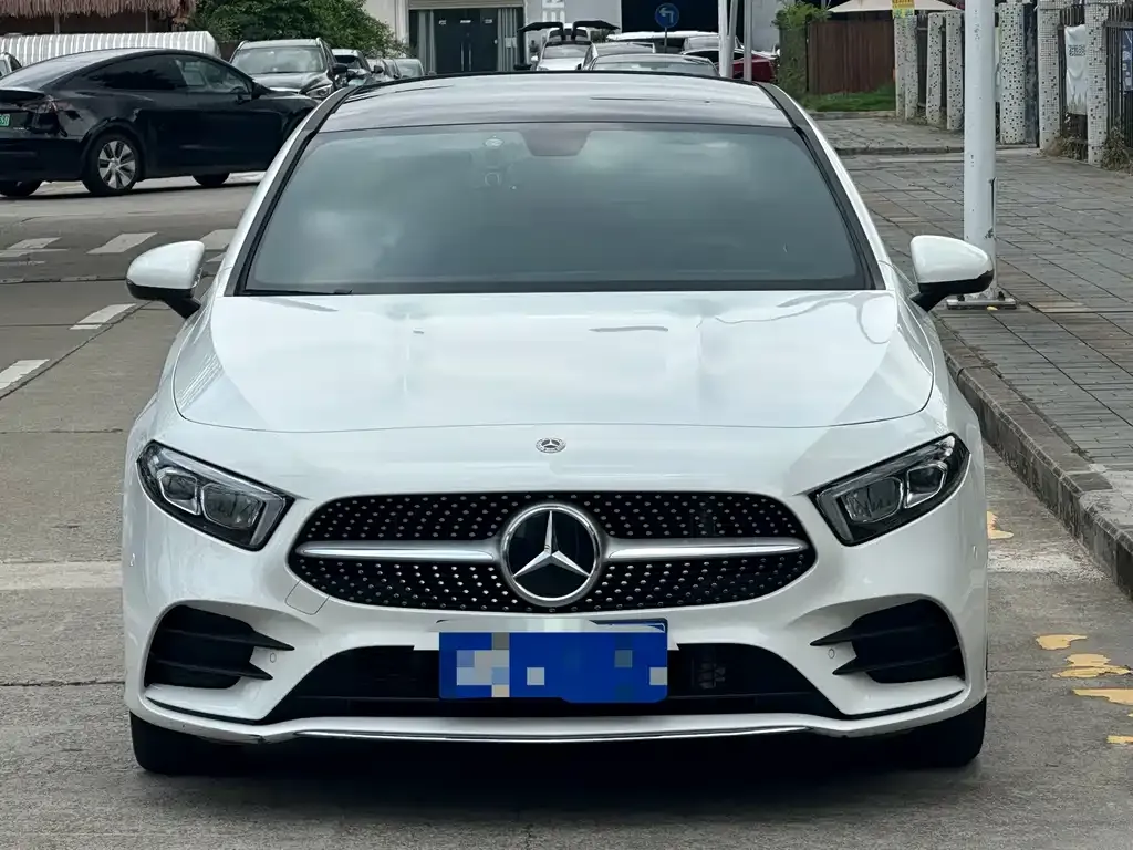 Mercedes-Benz A-Class — фото 7