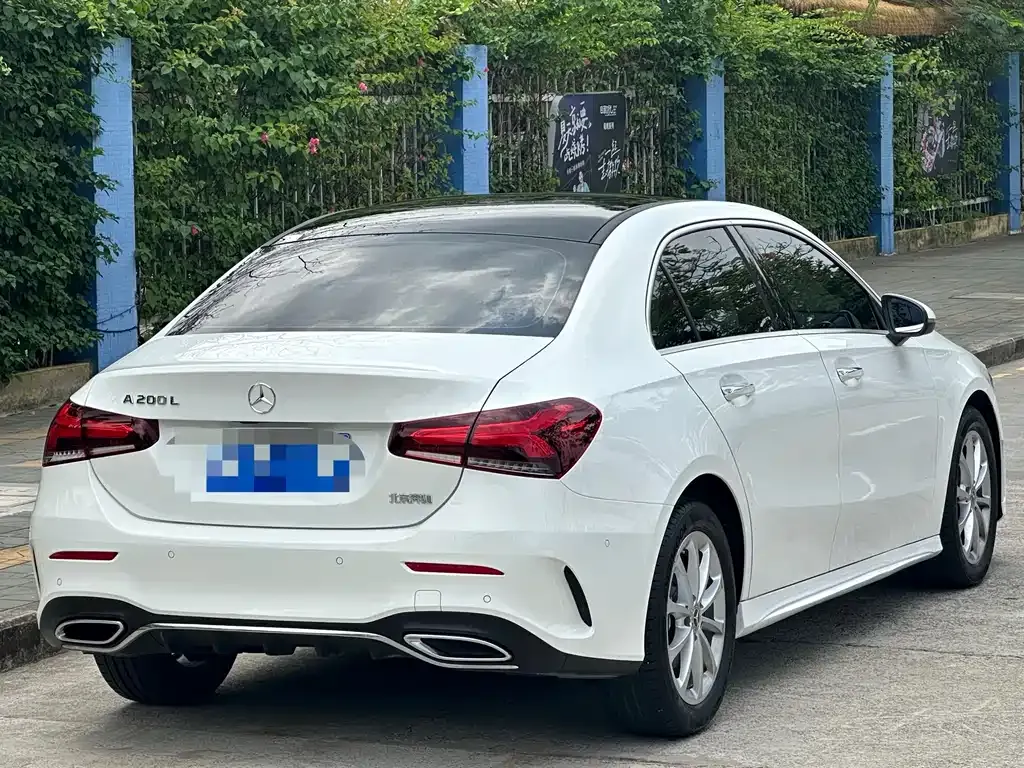 Mercedes-Benz A-Class — фото 9