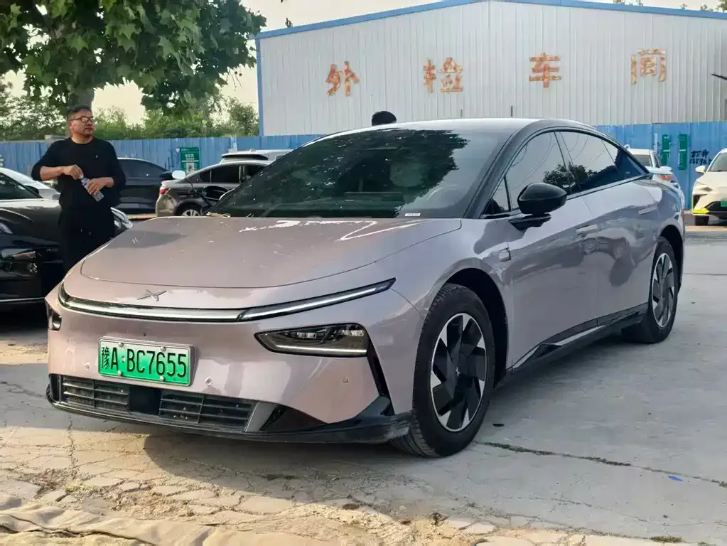 XPeng P7+ — фото 1