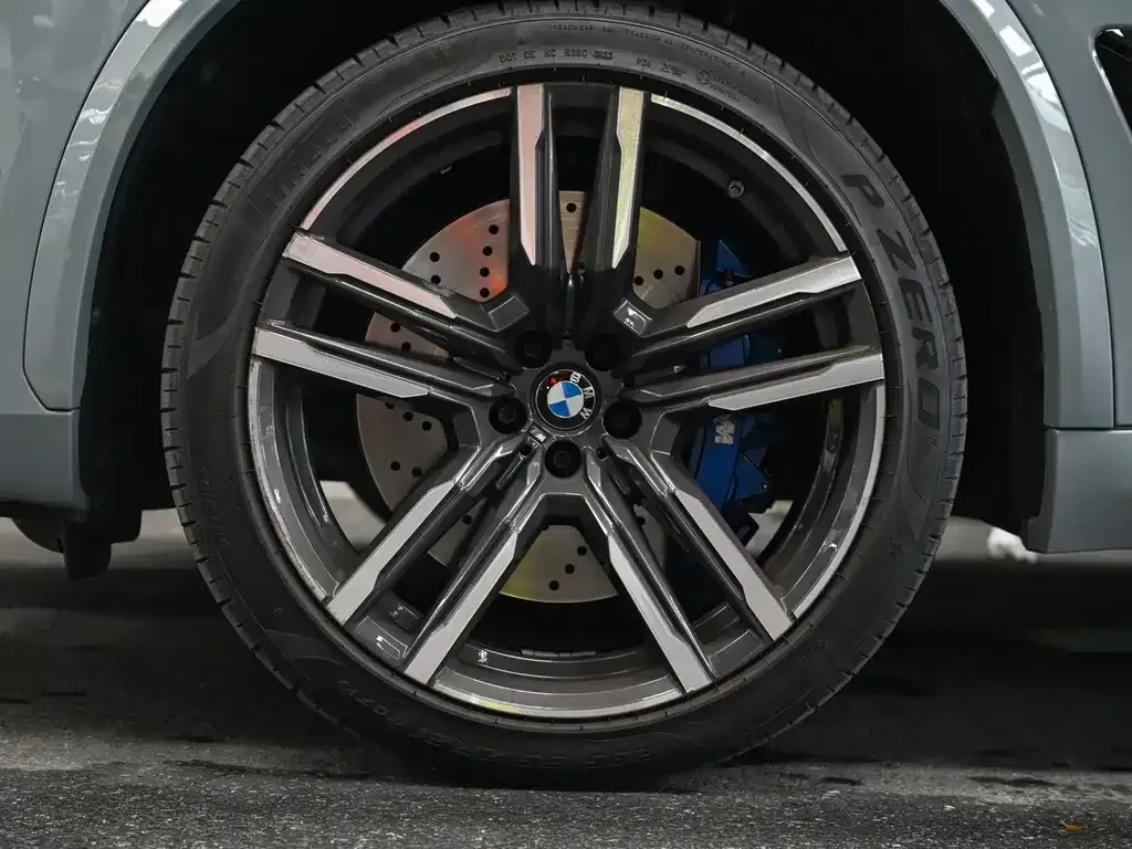 BMW X5 M 2024 из CN, фото 8