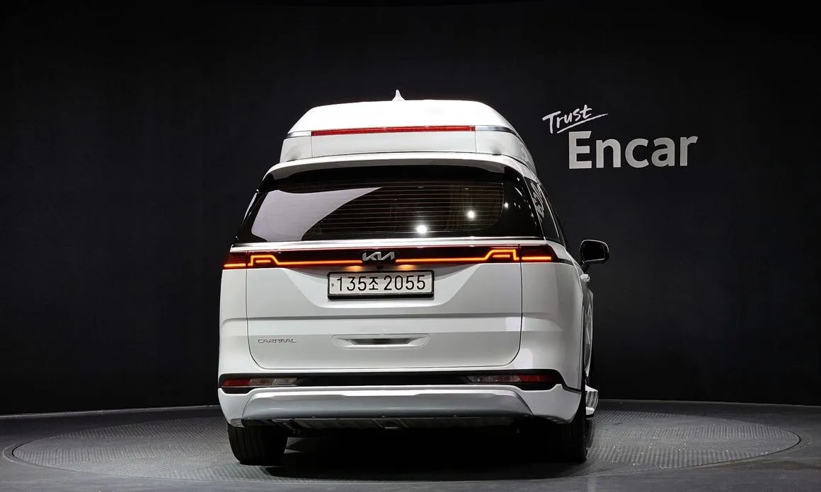 Kia Carnival 2023 из KR, фото 4