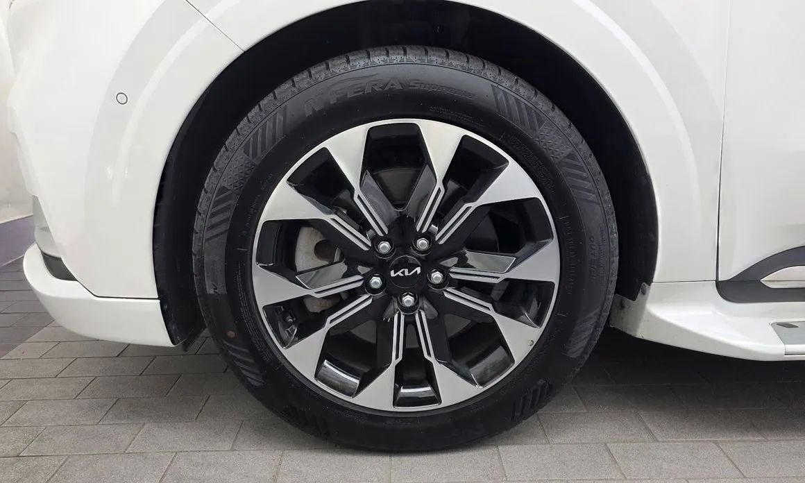 Kia Carnival 2023 из KR, фото 5