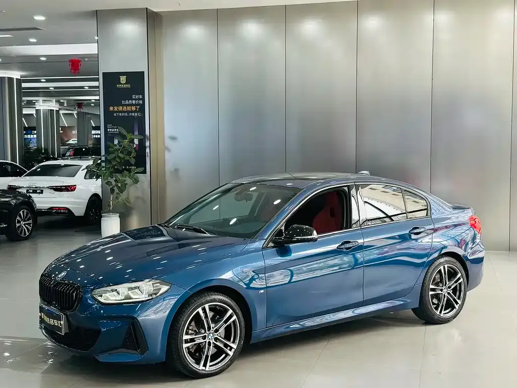 BMW 1 Series — фото 1