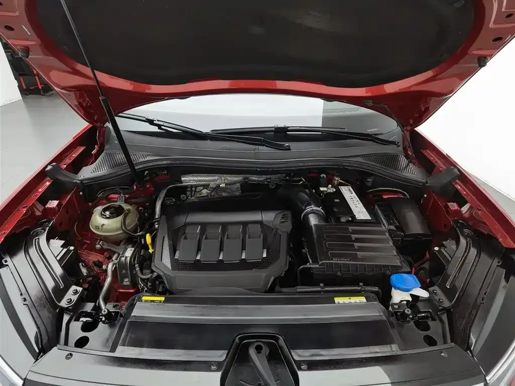 Volkswagen Tayron X 2023 из CN, фото 8