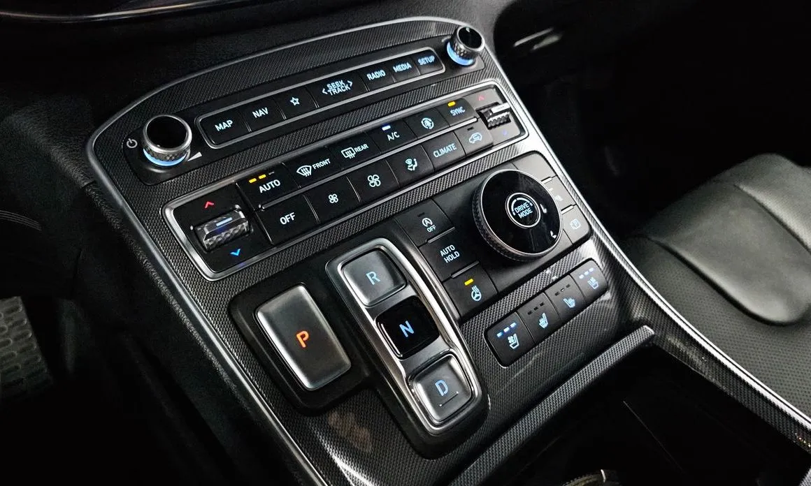 Hyundai Santafe — фото 6
