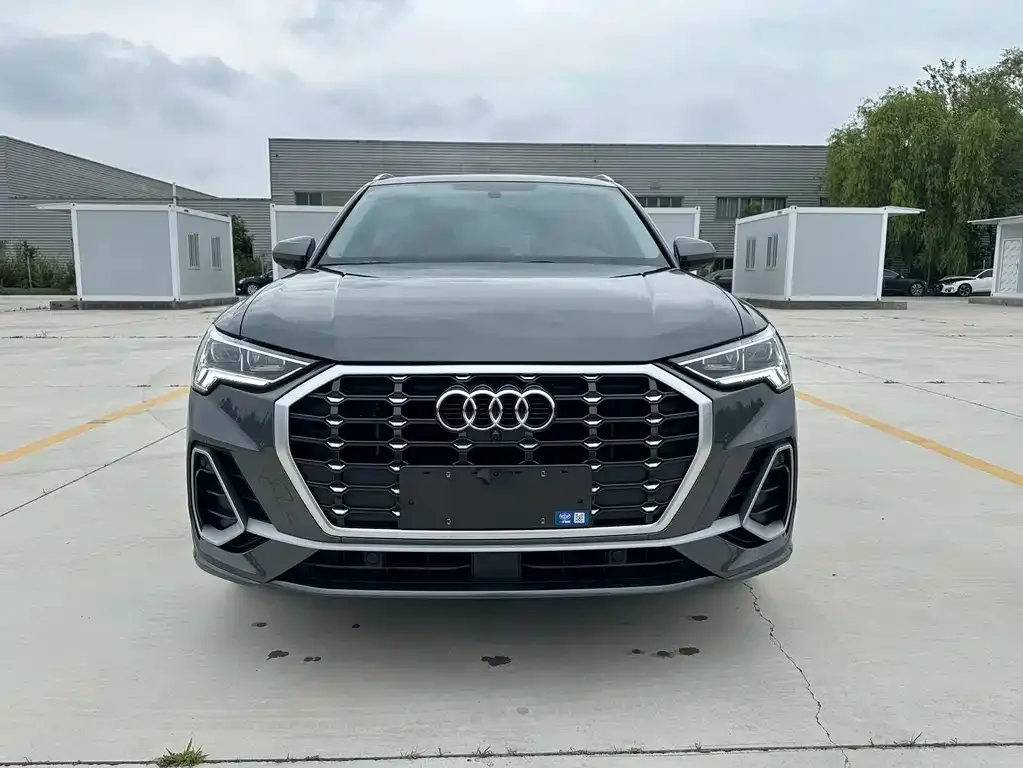 Audi Q3 — фото 2