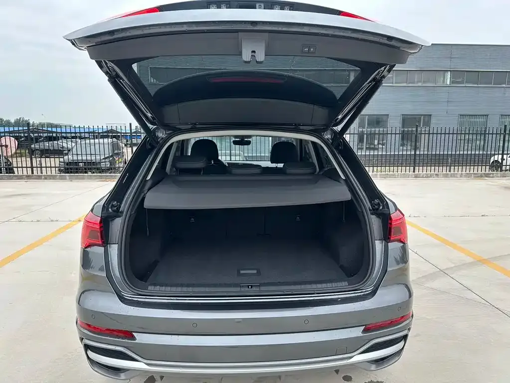 Audi Q3 — фото 4
