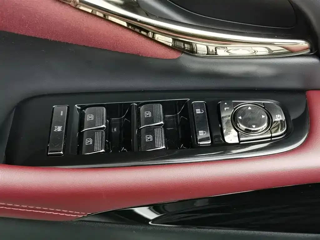 GAC Motor Trumpchi E9 — фото 10