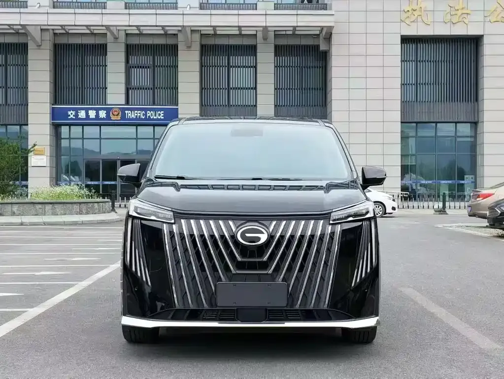 GAC Motor Trumpchi M8 — фото 6