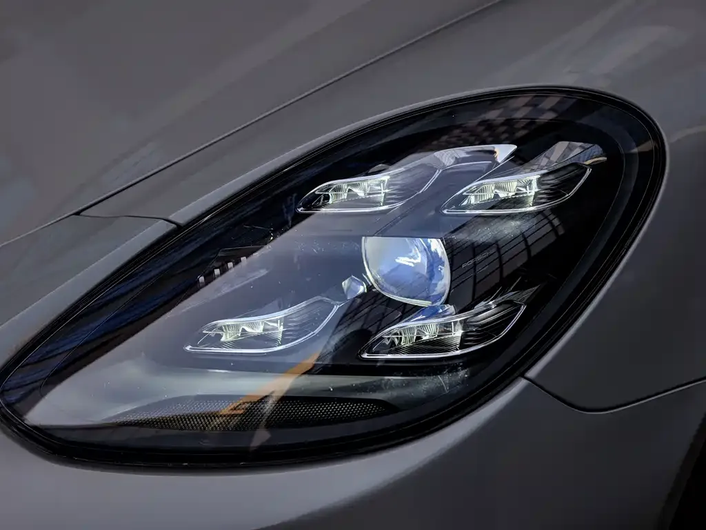 Porsche Panamera — фото 10