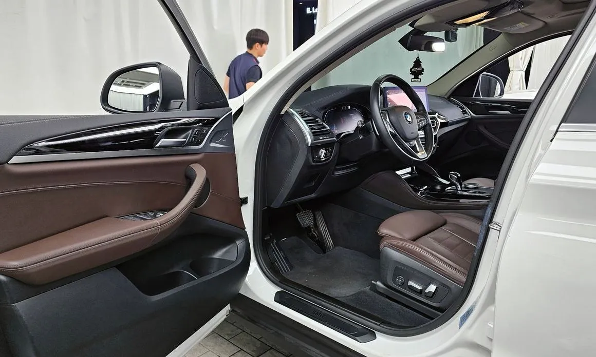 BMW X4 2022 из KR, фото 6