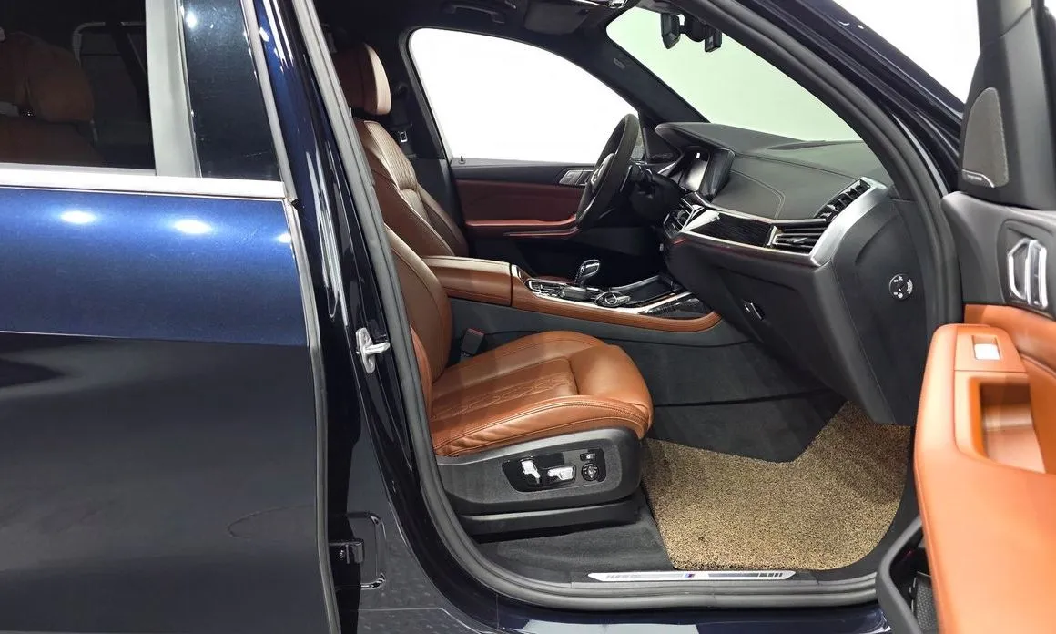 BMW X7 2021 из KR, фото 8
