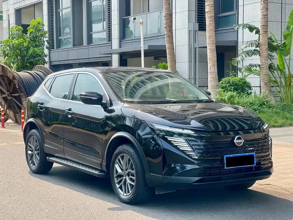 Nissan Qashqai — фото 7