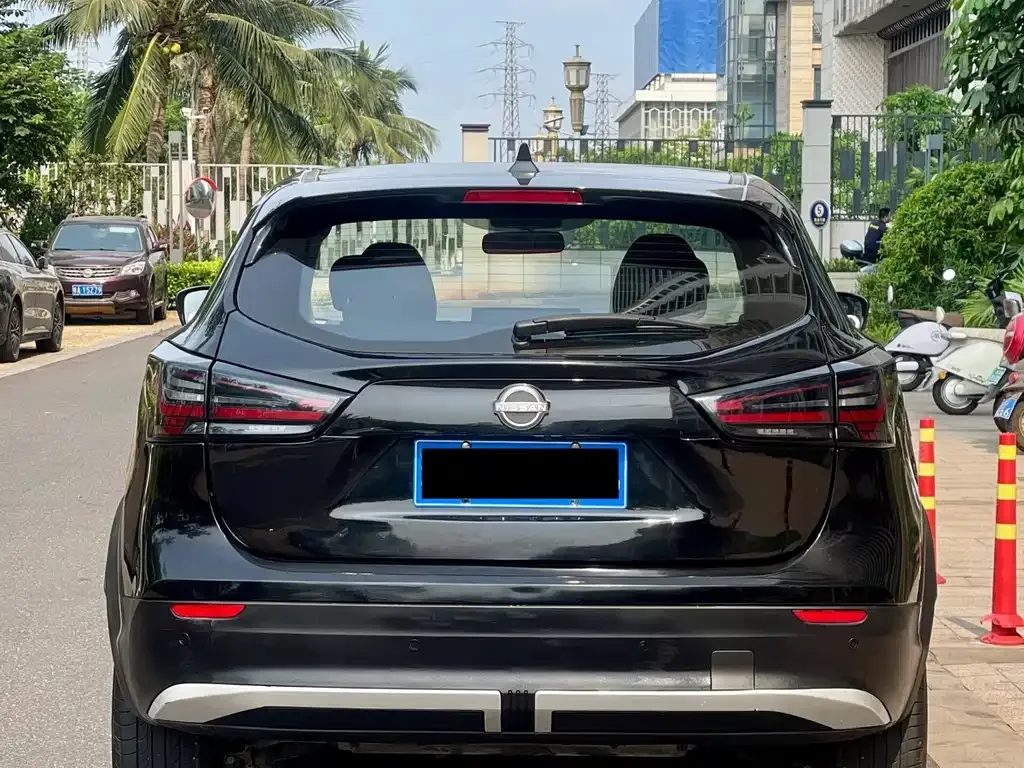 Nissan Qashqai — фото 5