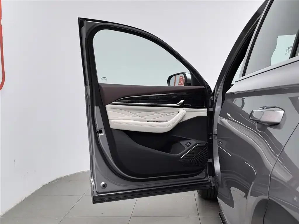 Geely Xingyue L — фото 3