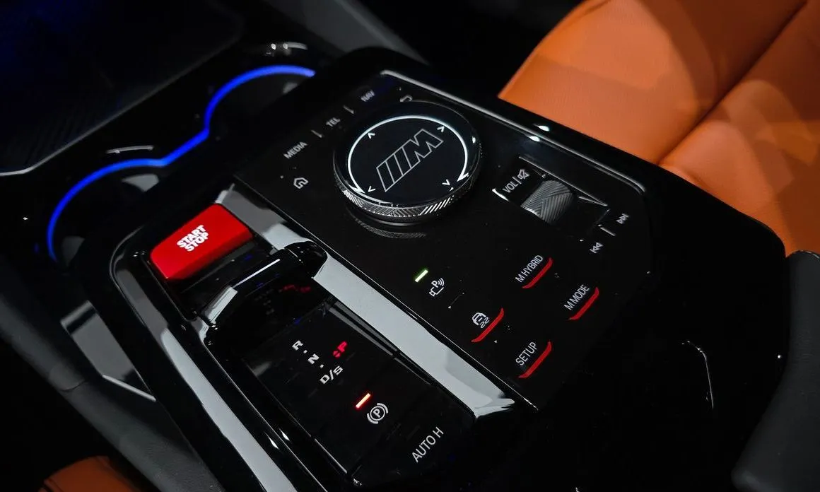 BMW M5 2026 из KR, фото 5