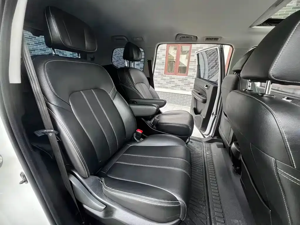 GAC Motor Trumpchi M6 — фото 4