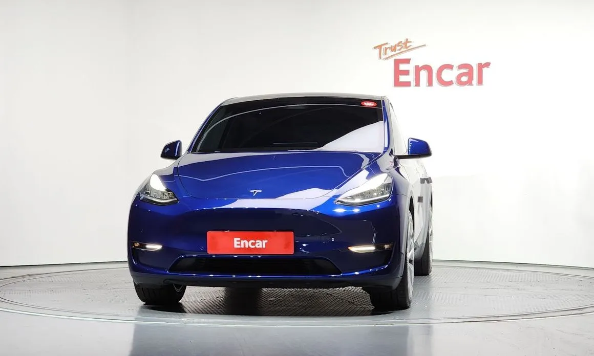 Tesla Model Y — фото 9