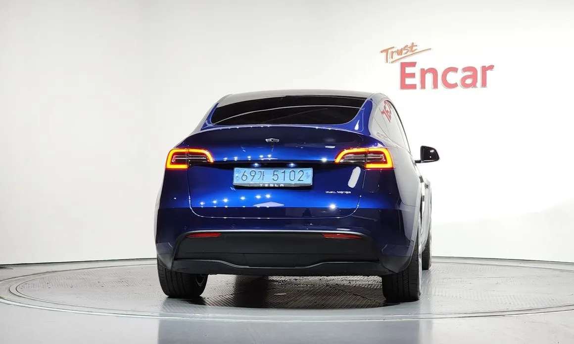 Tesla Model Y — фото 2