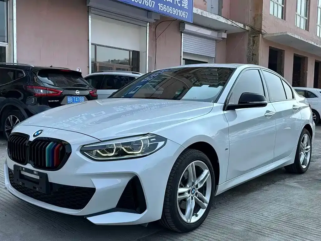 BMW 1 Series — фото 1
