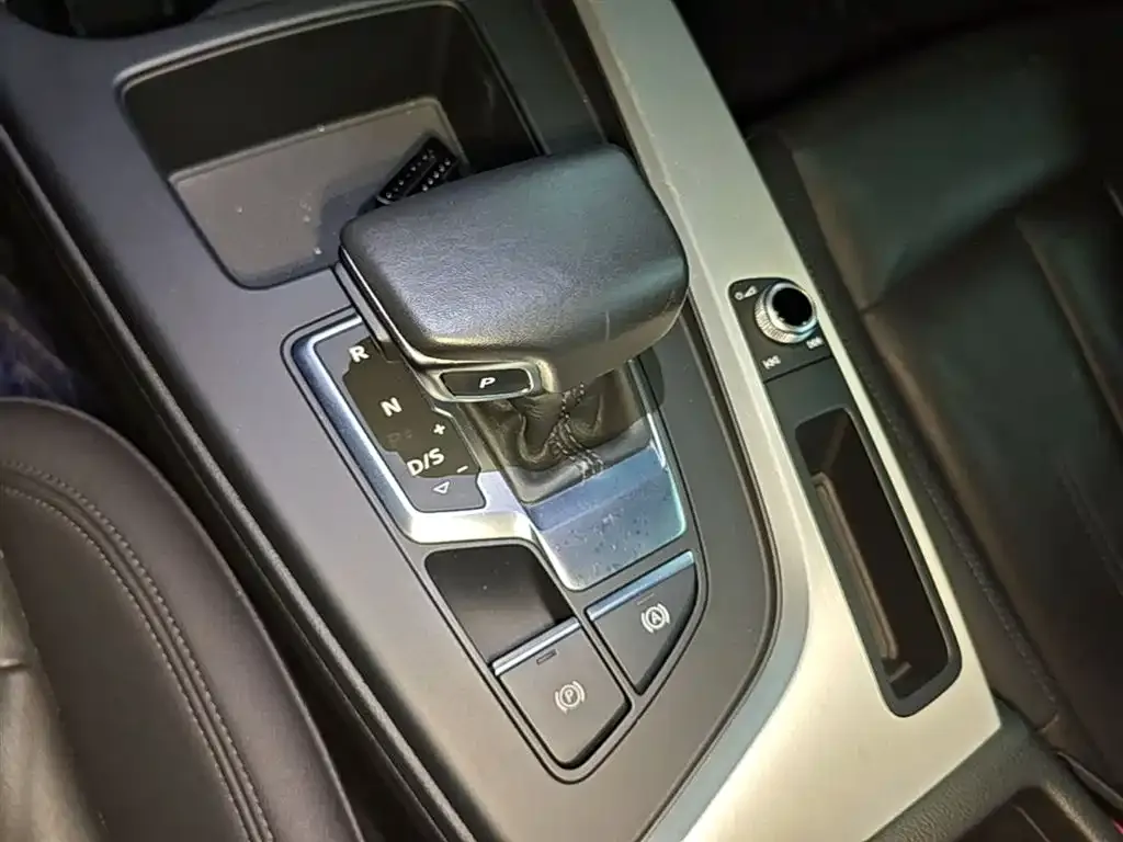 Audi A5 (Import) — фото 2