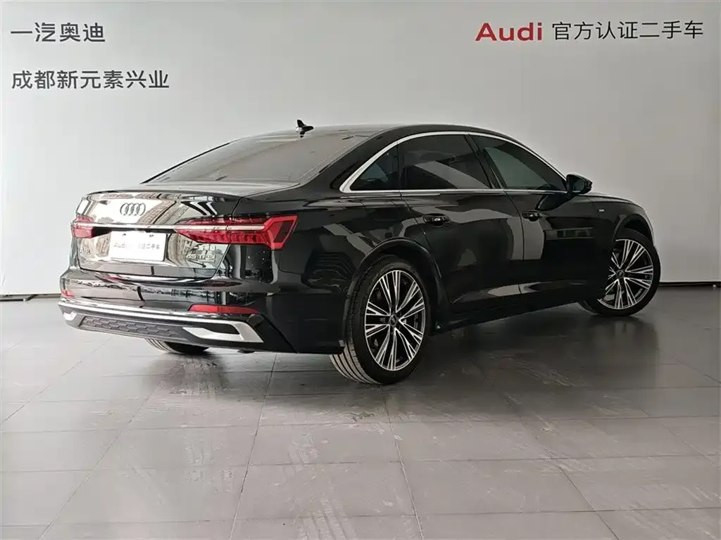Audi A6L 2024 из CN, фото 5