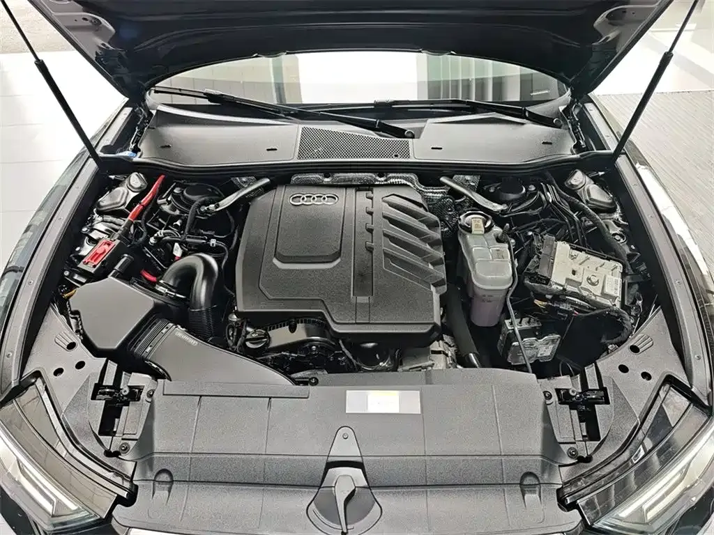 Audi A6L 2024 из CN, фото 7