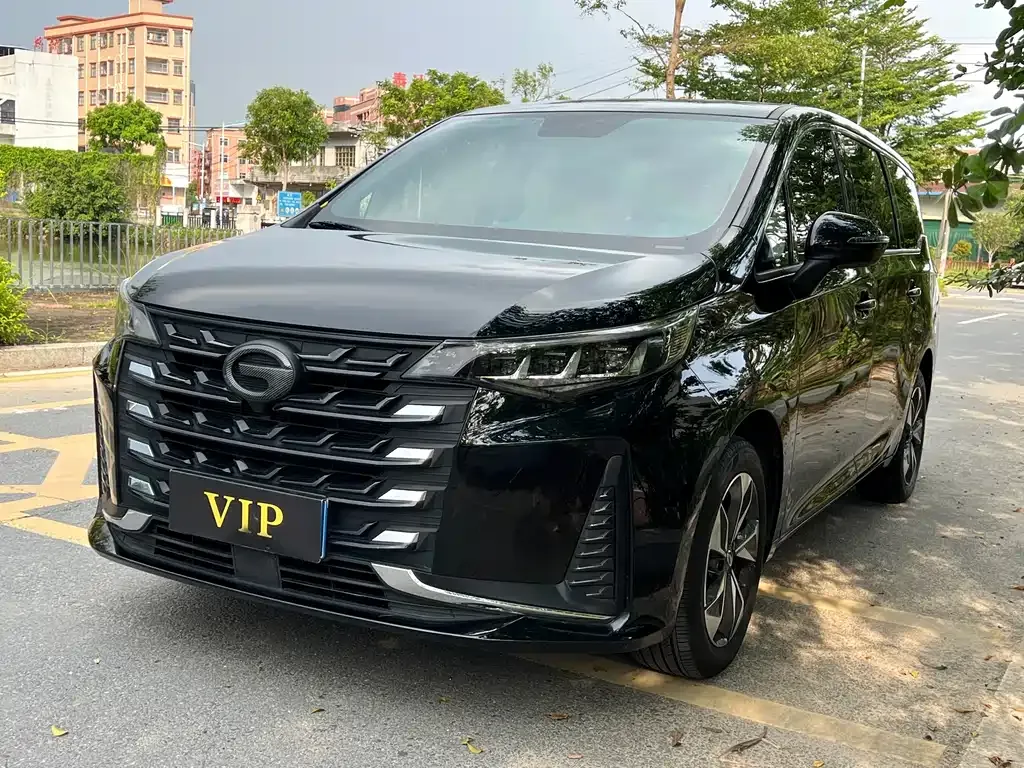 GAC Motor Trumpchi M6 — фото 1