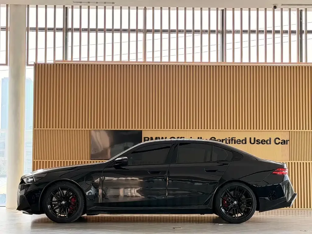 BMW M5 New Energy 2026 из CN, фото 7