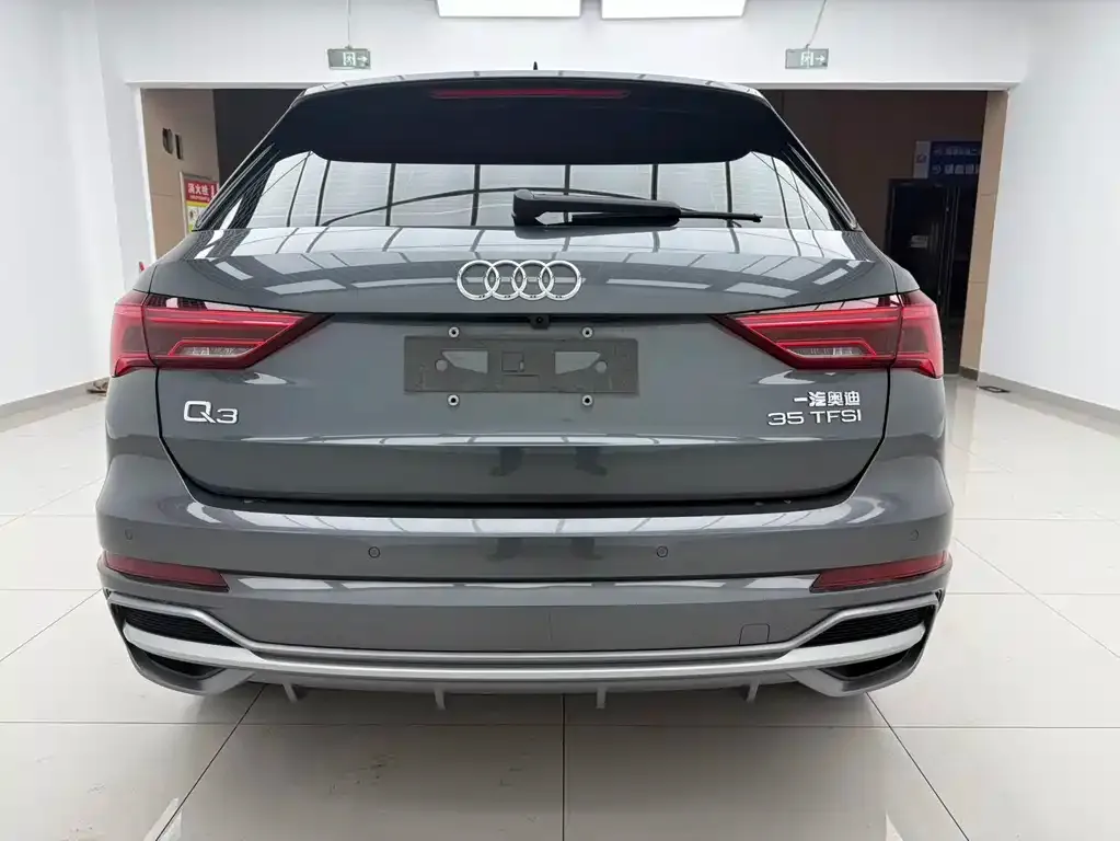 Audi Q3 — фото 3