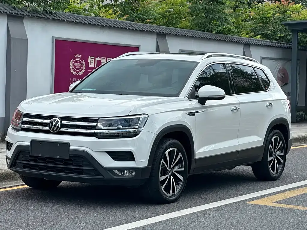 Volkswagen Tharu — фото 1