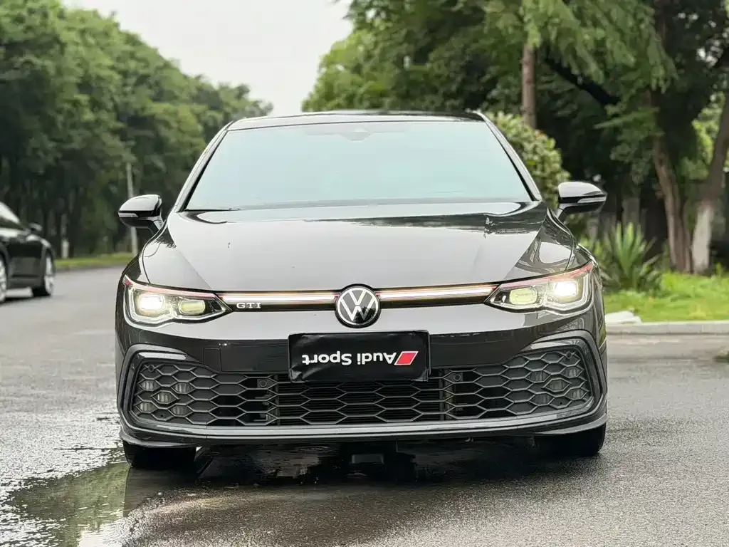 Volkswagen Golf GTI — фото 4