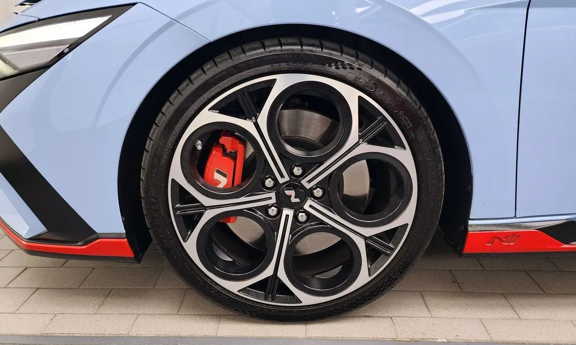 Hyundai AVANTE — фото 7