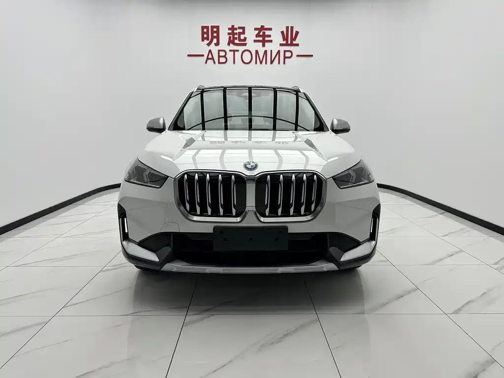 BMW X1 — фото 2