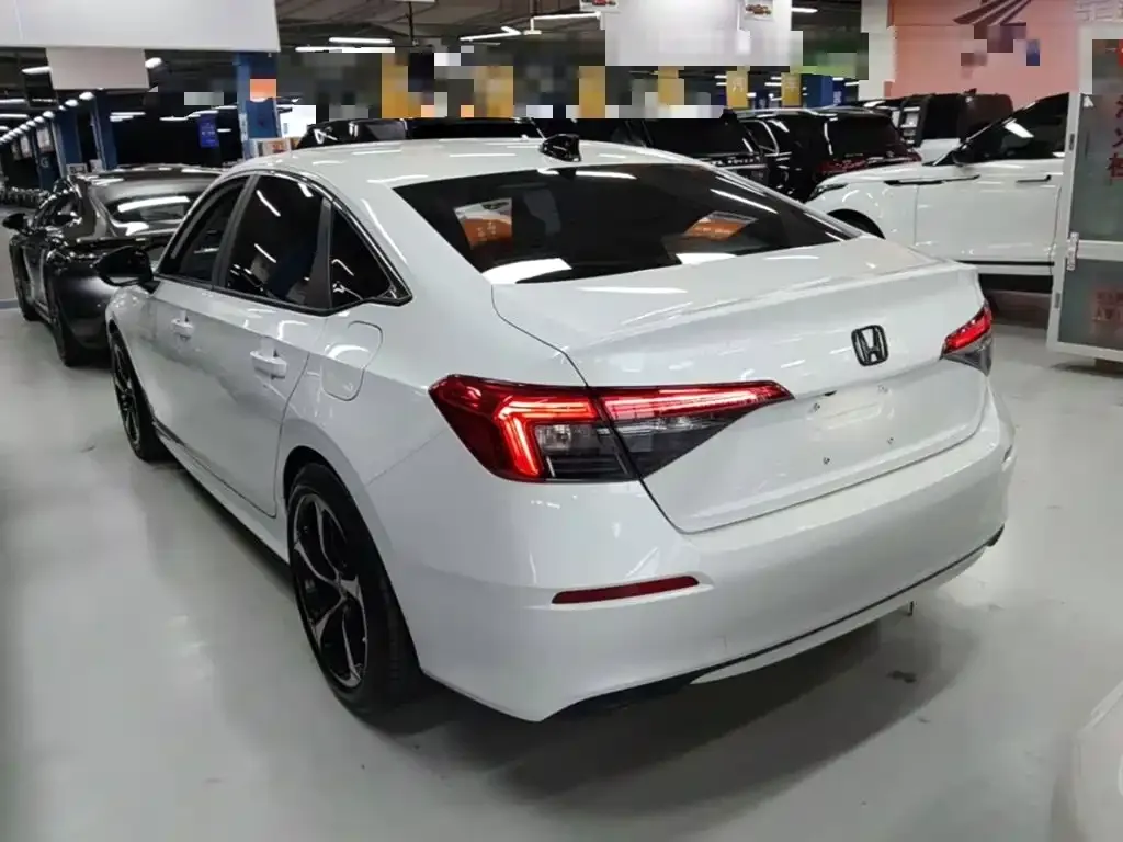 Honda Civic — фото 4