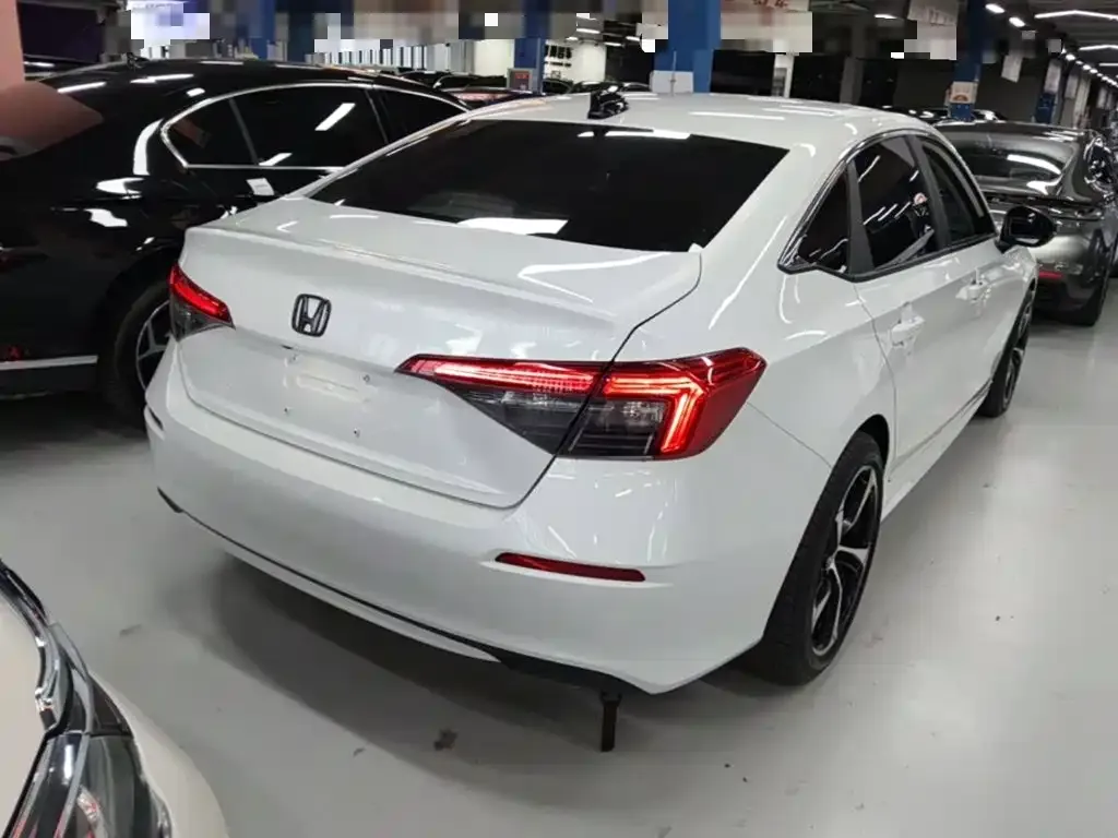 Honda Civic — фото 5