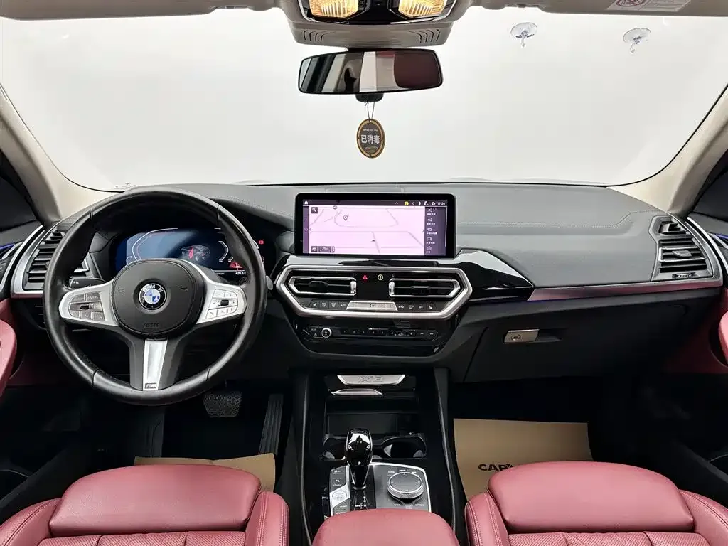 BMW X3 — фото 10